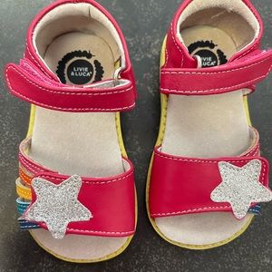 NEW Livie & Luca Girls 6 Red Star Sandal Glitter Velcro Strap